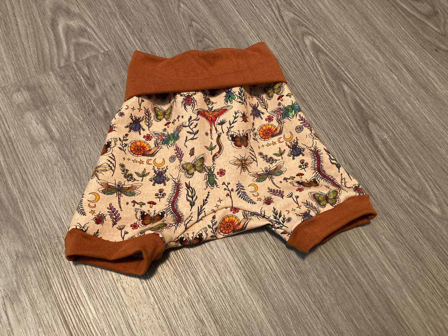 Insects Grow with me shorts