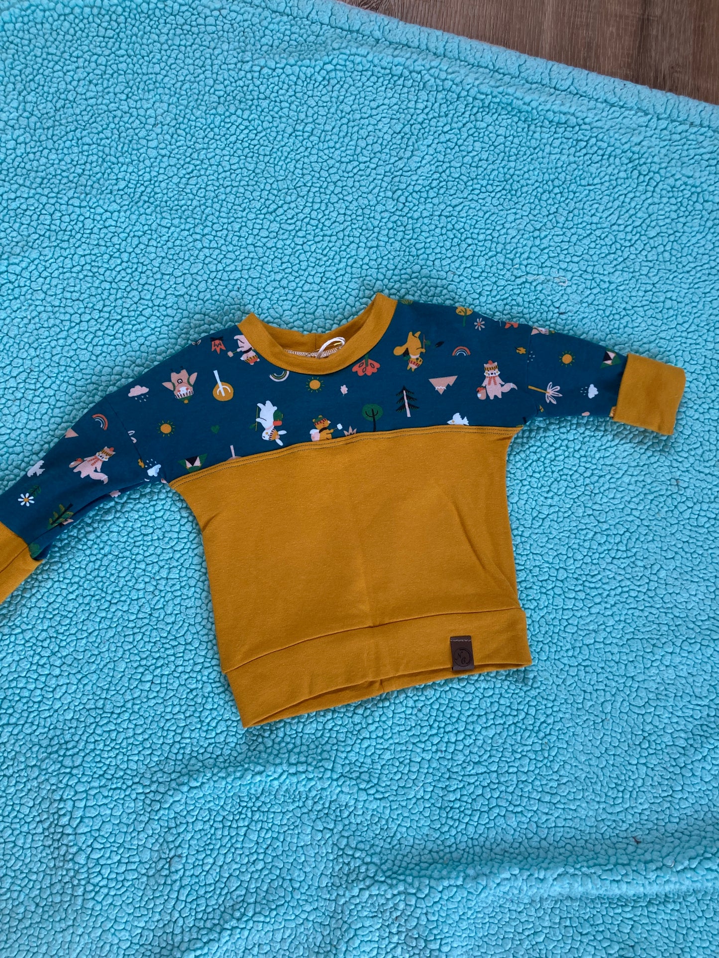 Grow with me hiking dolman pullover