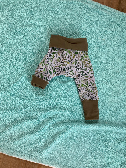 Foliage Grow with me pants