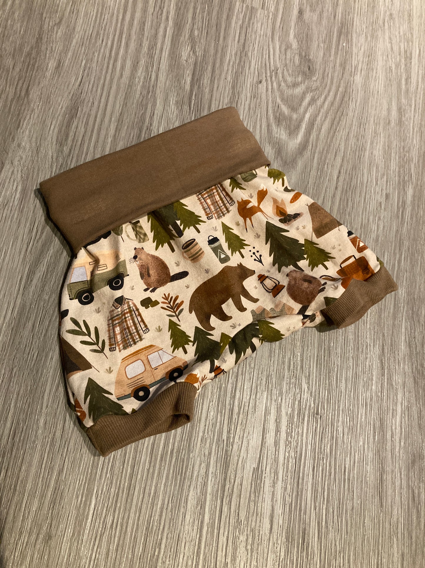 Vintage Camping Grow with me shorts
