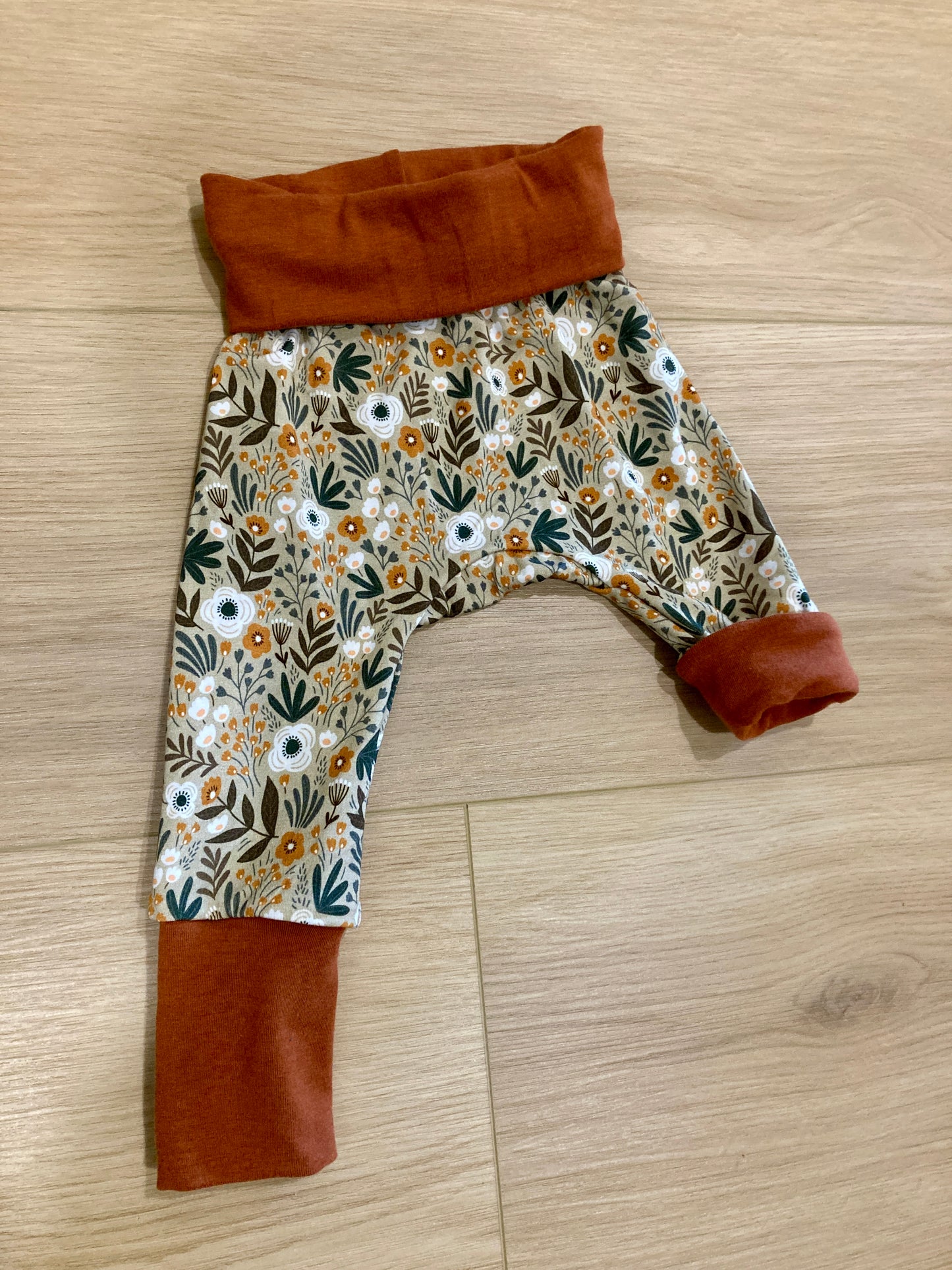 Flowers Grow with me pants