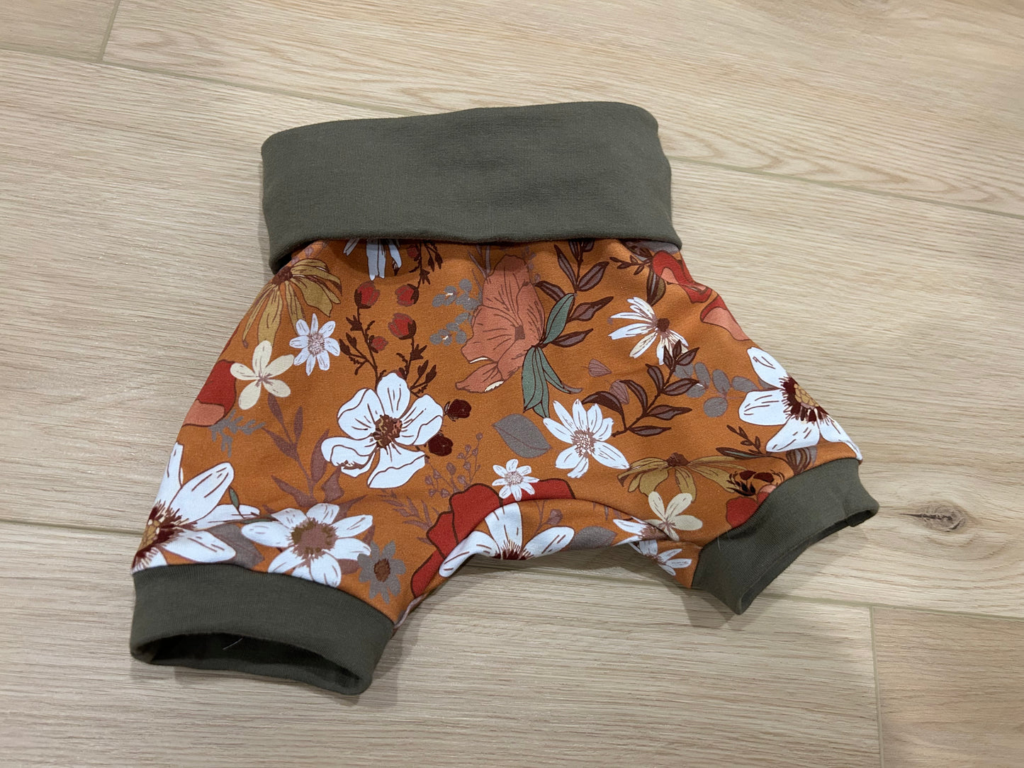 Rust Floral Grow with me shorts