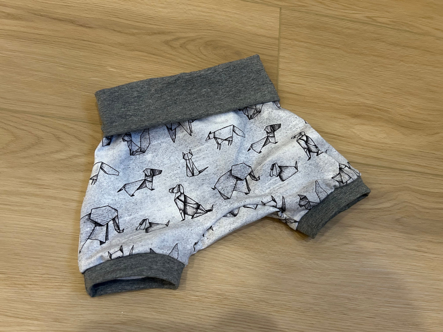 Geo Animal Grow with me shorts