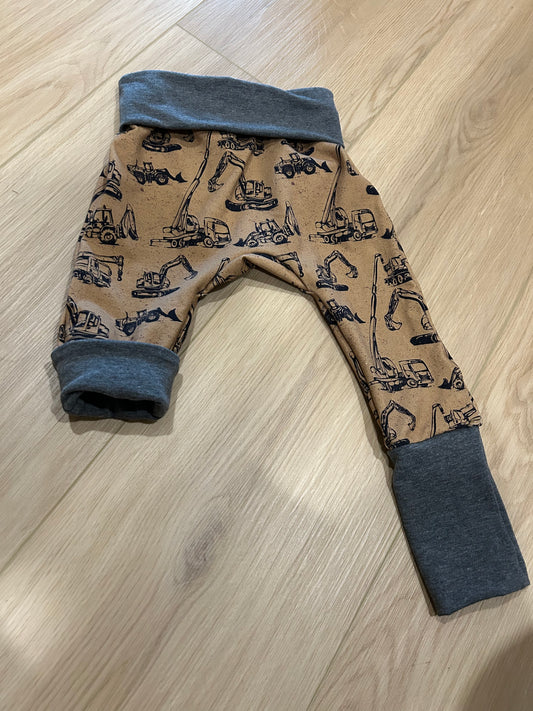 Construction Grow with me pants