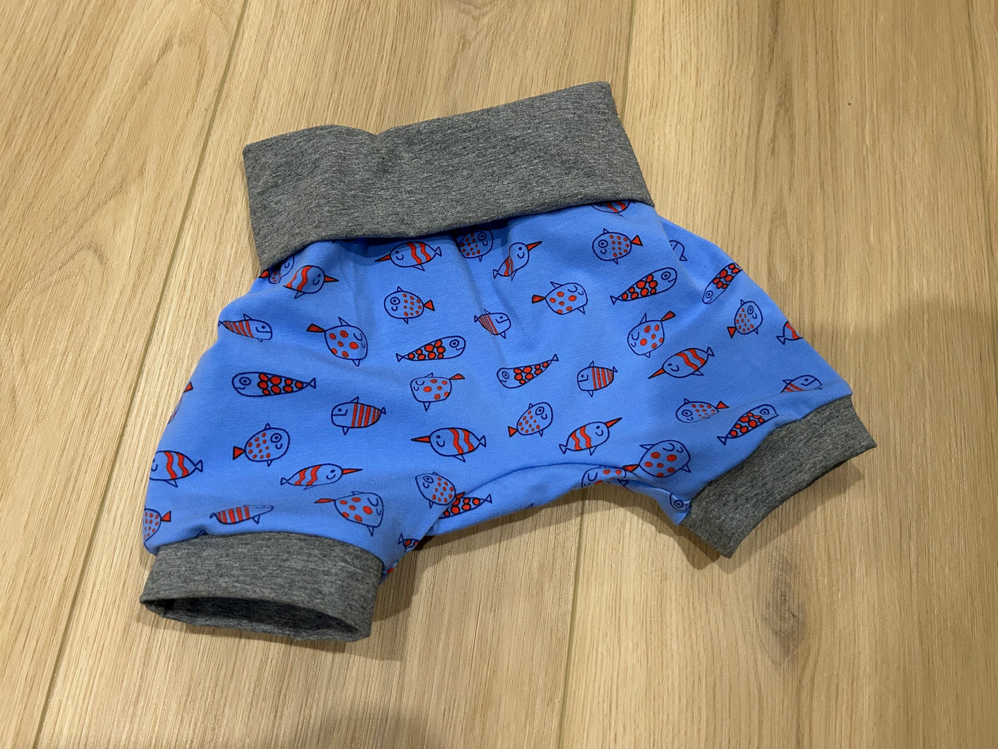 Fish Grow with me shorts
