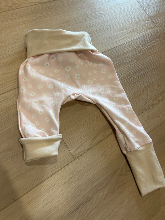 Daisy Grow with me pants